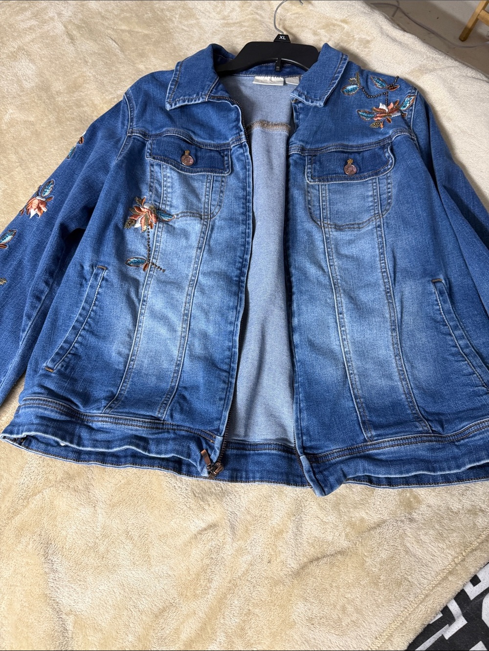 Chico’s Embroidered Blue Denim Jacket size 3 with pockets